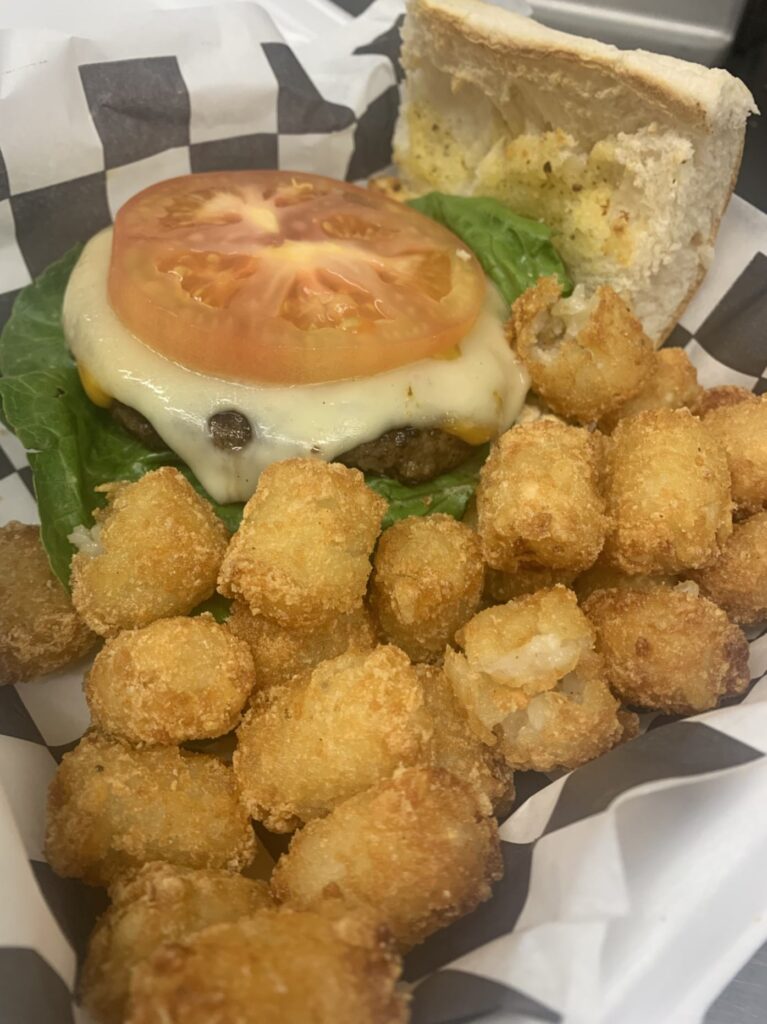 Erin\'s Pub \'N\' Grub 2